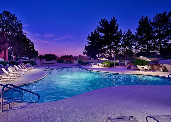 Prime Area, 5 Pool Areas, Hot Tub, Golf View
